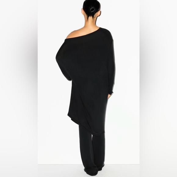 SKIMS lightweight modal long sleeved tunic dress  NWT black-size M $98 onyx - Picture 5 of 11